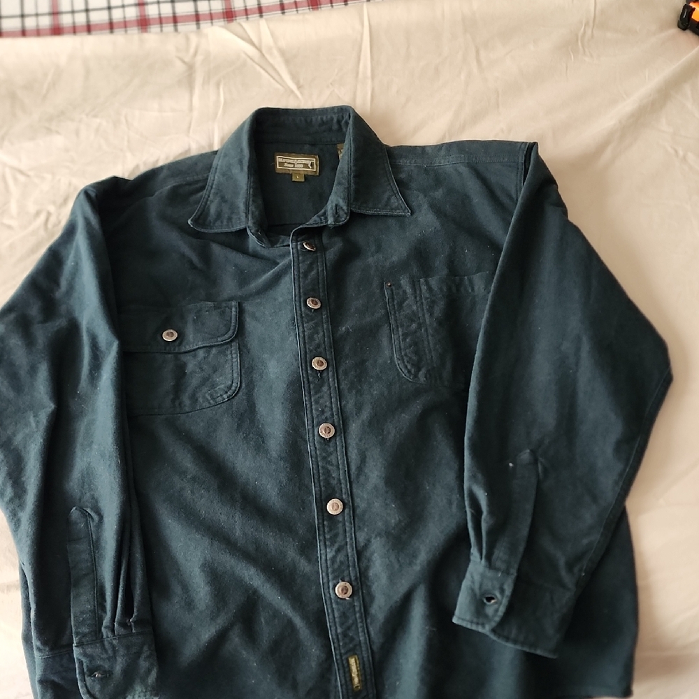 M. Fine &Sons Flannel Dark Green Size Large
